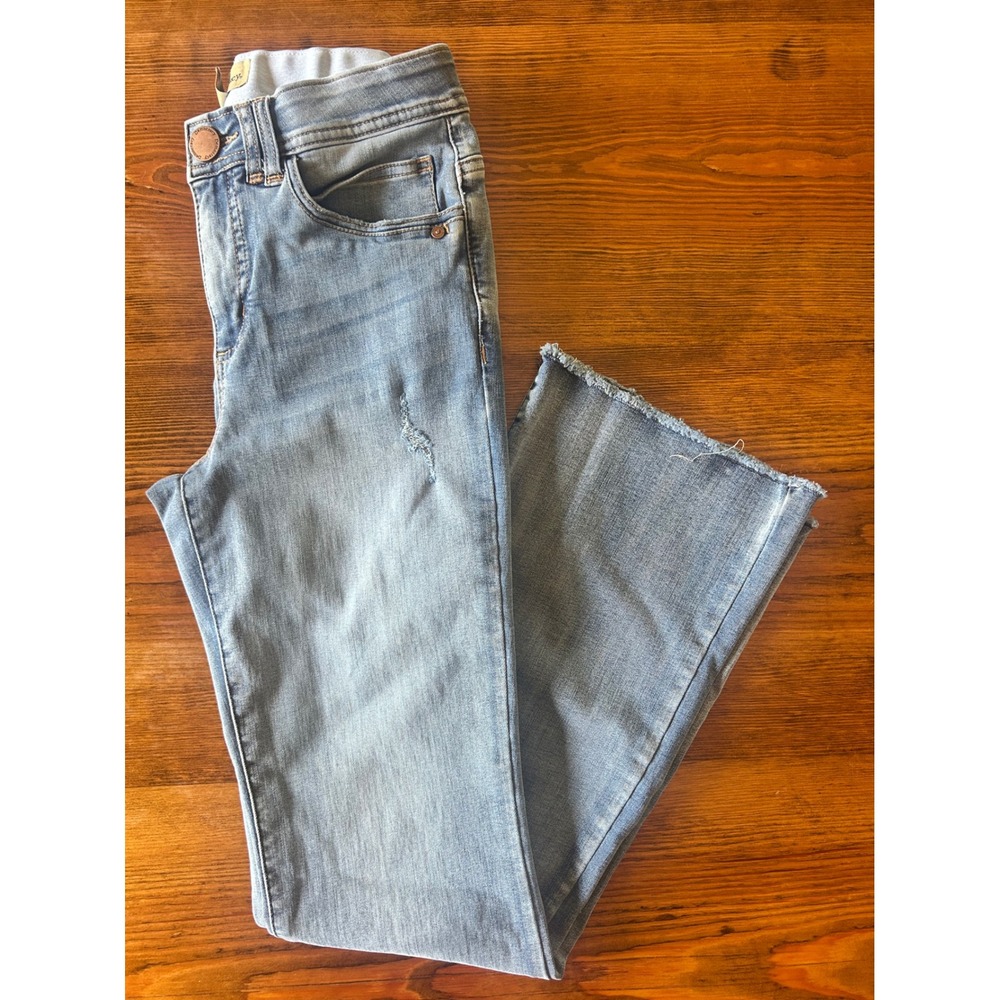 Democracy Raw Hem Flare Stretch Jeans Size 6
